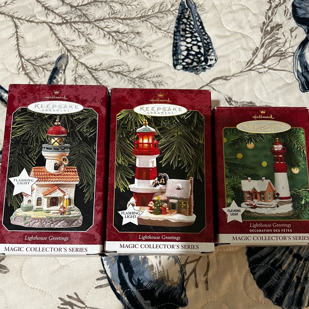Lot of three hallmark ornaments all excellent condition